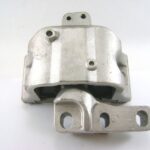 SOPORTE DE MOTER VW GOLF-PASSAT-BORA 1.8  LADO DERECHO